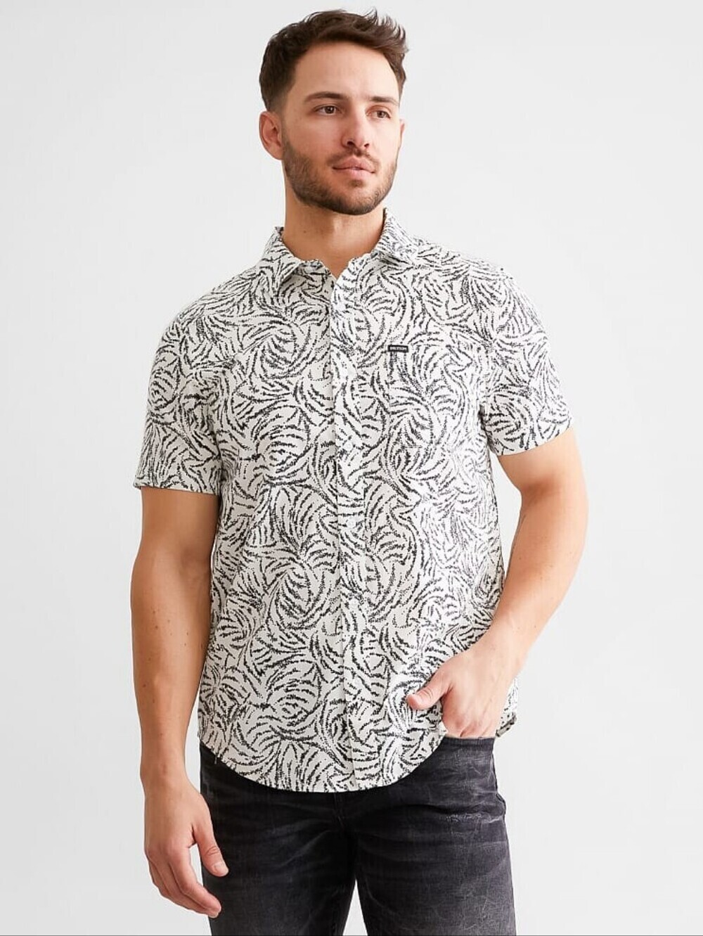 Brixton Standard Fit Short Sleeve Button Down Top Abstract Cotton Blend M